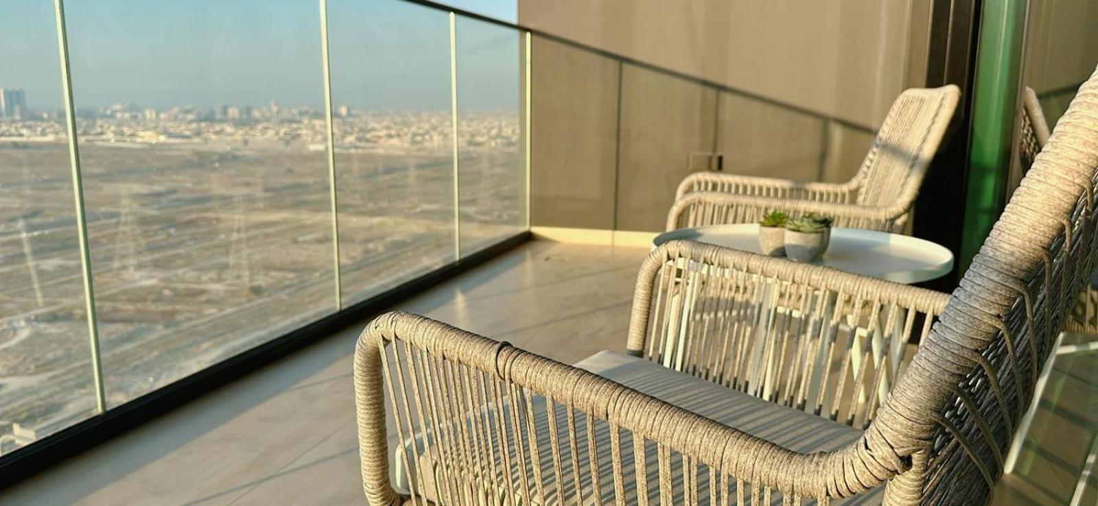 Apartment Sleek 1br In Jvc Free Parking Pool & Balcony Dubai
