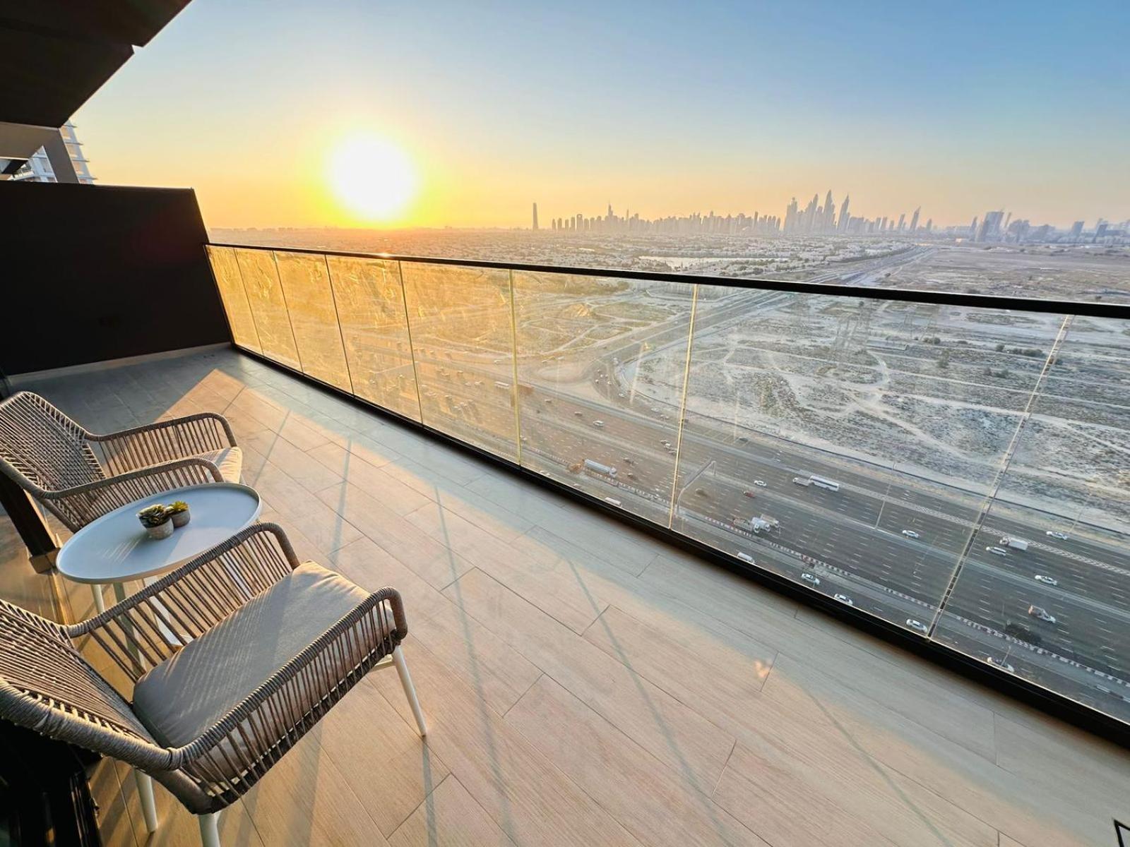Sleek 1br In Jvc Free Parking Pool & Balcony Dubai
