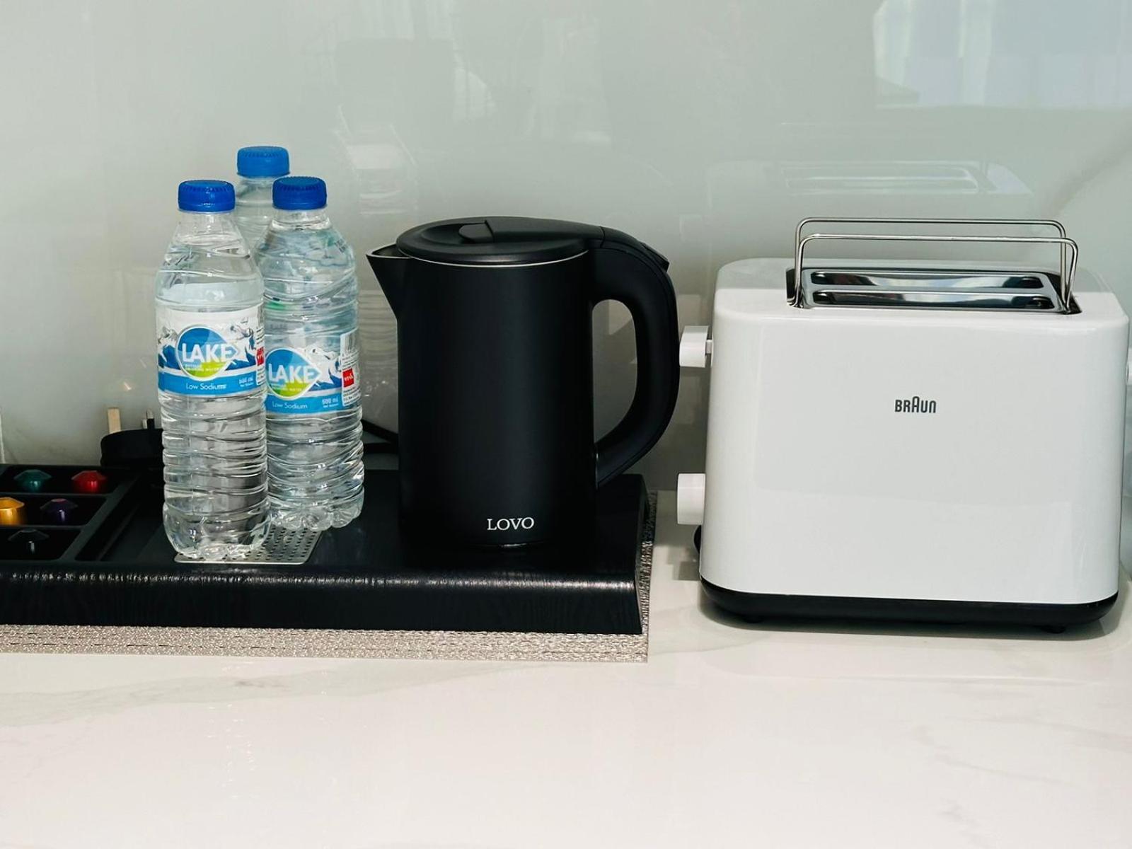 Sleek 1br In Jvc Free Parking Pool & Balcony * Dubai